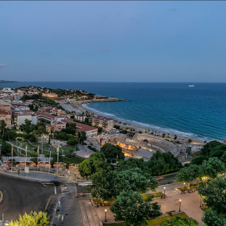 Panoramic view of Tarragona, with the Roman circus. Autoria: Rafael López Monne Panoramic view of Tarragona, with the Roman circus. Autoria: Rafael López Monne