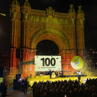 Imatge de la Festa dels 100 dies a Arc de Triomf a Barcelona